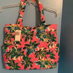 NWT Vera Bradley Pleated Tote in Tropical Paradise